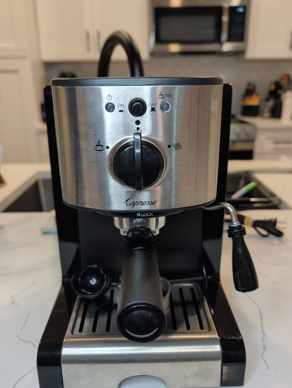 Capresso EC100 116 Pump Espresso & Cappuccino Machine - Excellent
